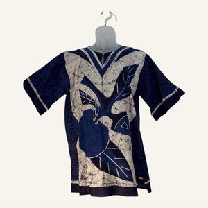 Batik Print Short Sleeve Side Slit Shirt Tunic NWOT Traditional Pattern Size L